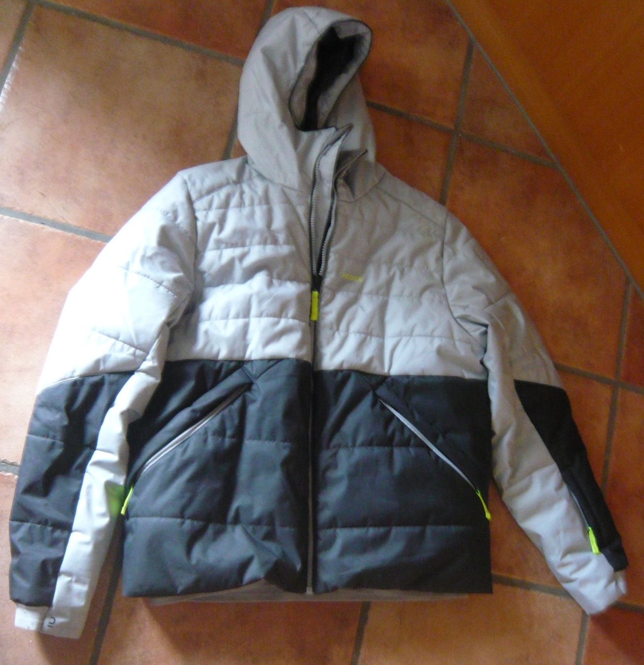 Giacche & Cappotti: Jacke Gr 150 – Usato da Ruggell venduto da Dolce9