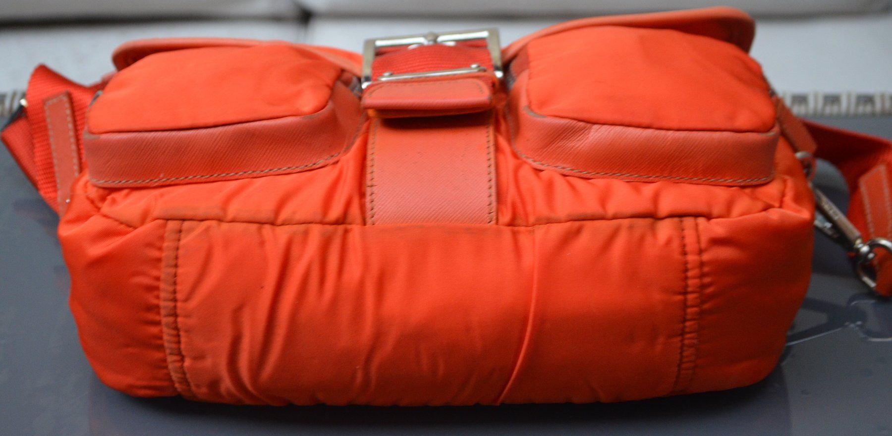 Prada Taschen für Damen: Prada Tasche / sac – Gebraucht aus Collonges von arashee 5
