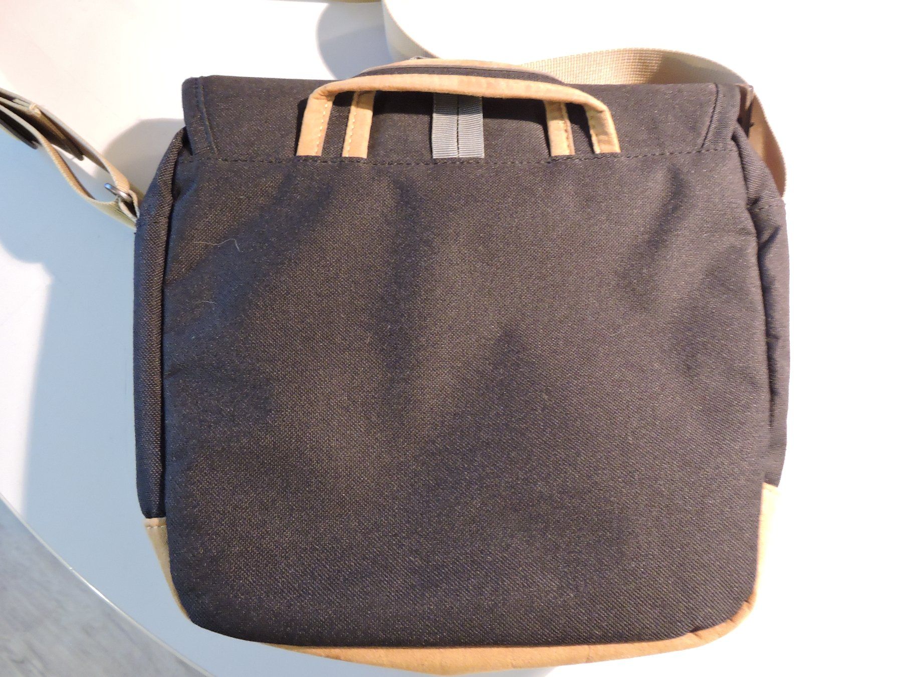 Jack Wolfskin Borse da donna: Jack Wolfskin Schultertasche Warwick Ave – Usato da Hauptwil venduto da Borusse01 5