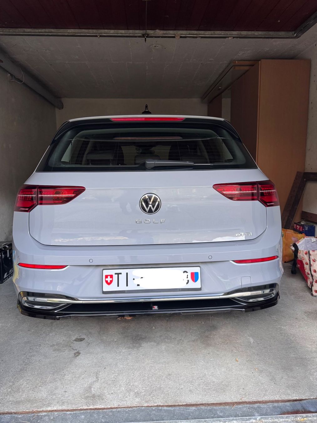 VW Automobili: Vw Golf 8 – Usato da Riva San Vitale venduto da kej_6hj6 6