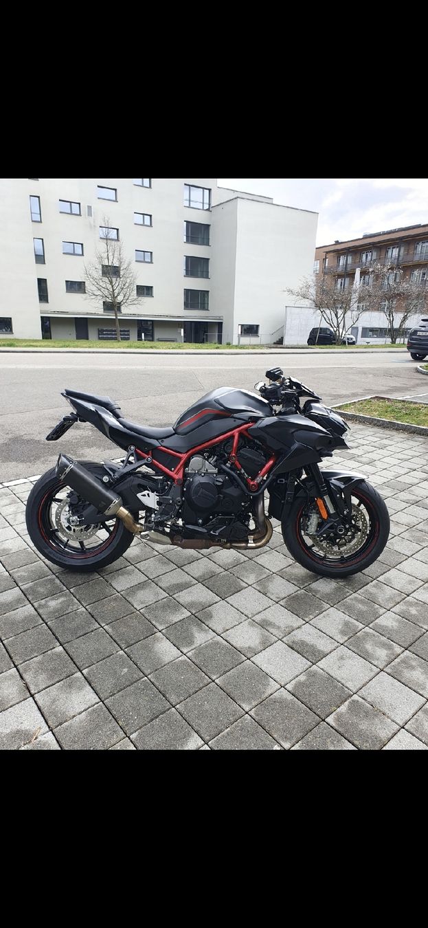 Kawasaki Strada: Kawasaki Z H2 – Usato da Dietlikon venduto da Fritschi89 4