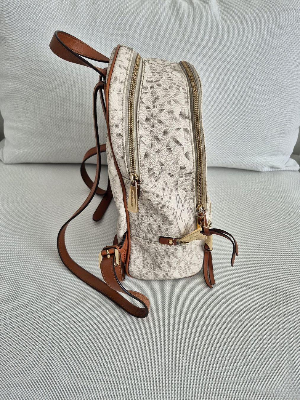 Michael Kors Zaini: Michael Kors Rucksack – Usato da Basel venduto da kimi.86 1