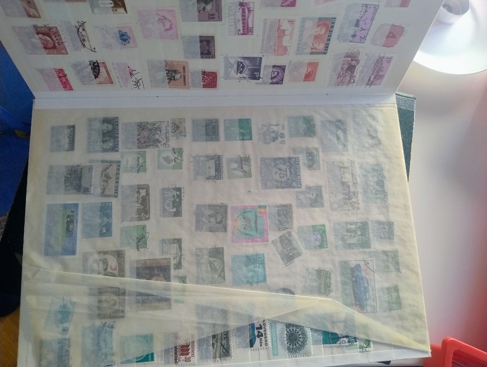 Tous les timbres: Lot de timbres post – D'occasion à Martigny par jul_7s5x 3