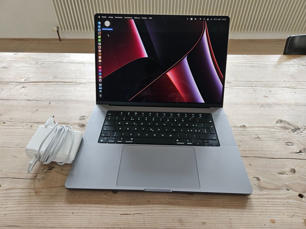 Apple MacBook Pro Late 2021 16", M1 Pro, 16 GB, 512 GB | Kaufen auf Ricardo
