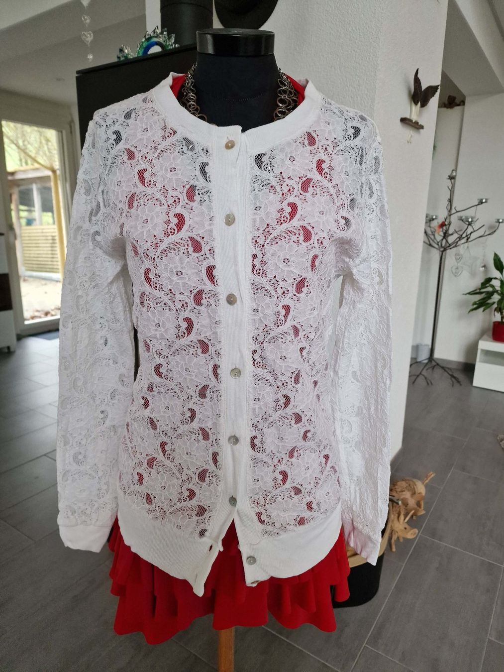 Giacche: Elegante Jacke mit Blumenmuster durchbrochen – Usato da Wil  AG venduto da Kfloh