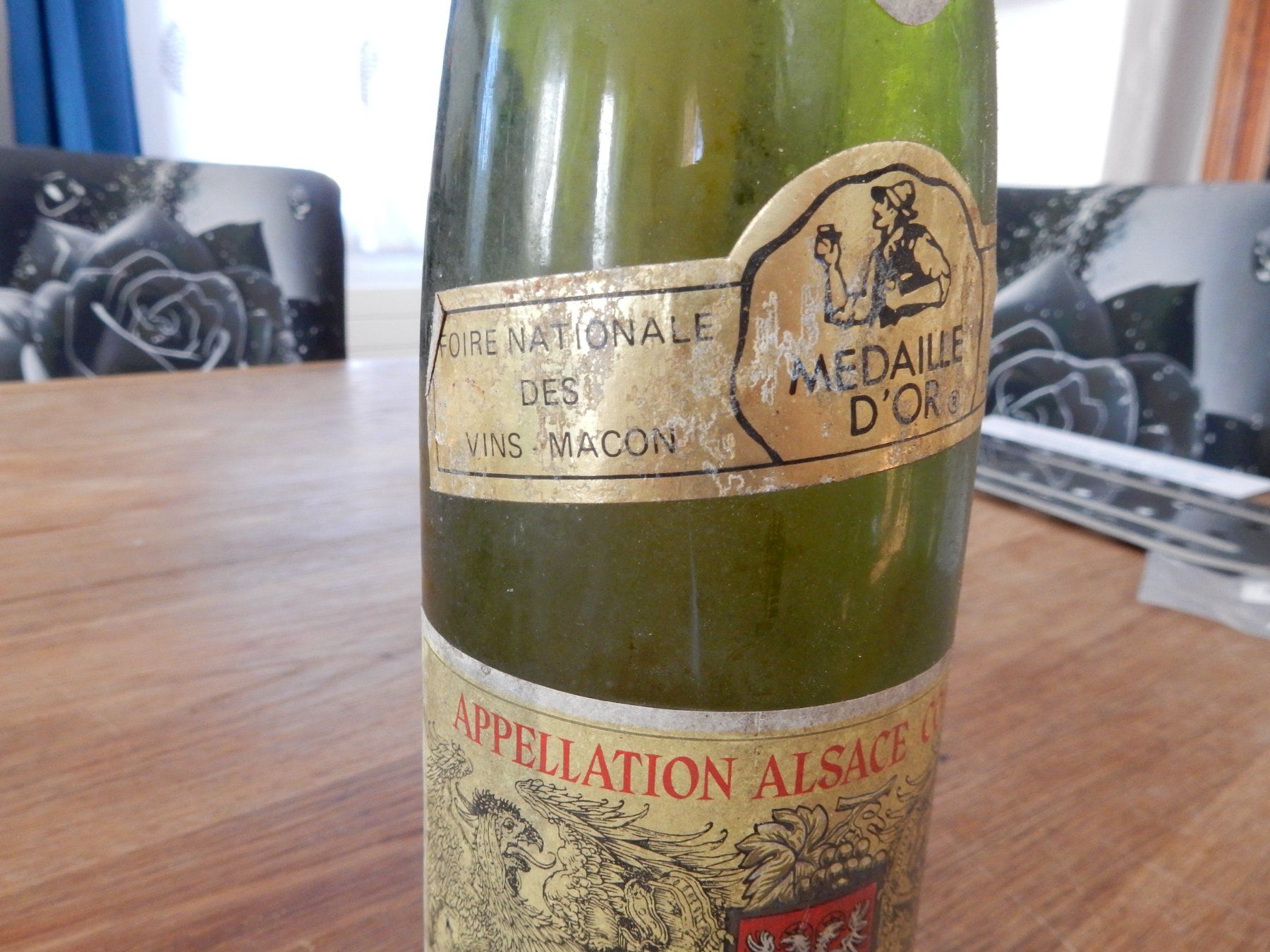 Vino: Weisswein Selten. 1976 – Usato da Balsthal venduto da Subaru11 2