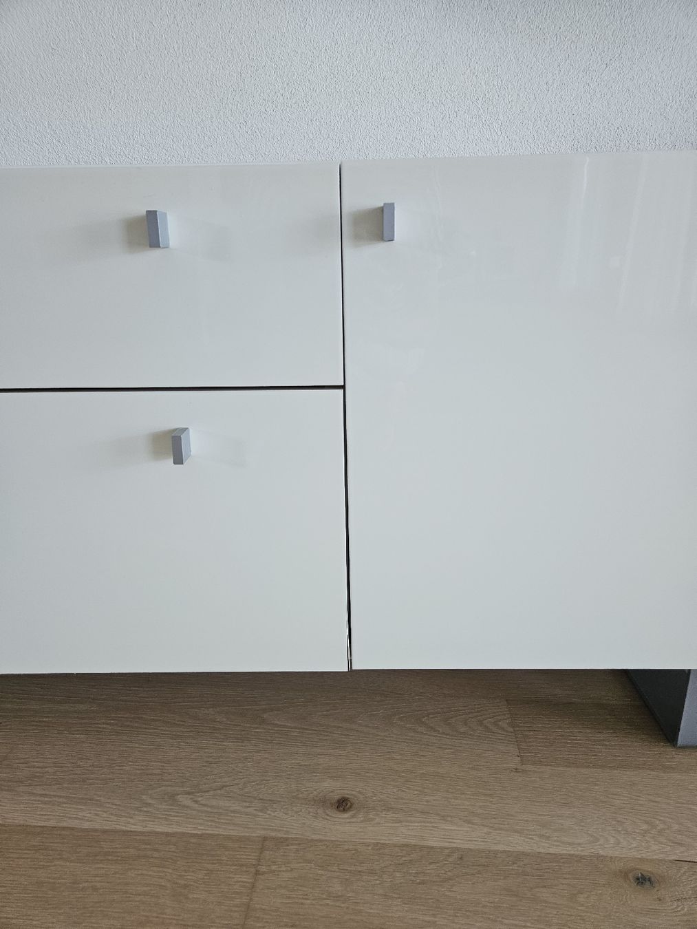 Kommoden: Sideboard, lack, weiss – Gebraucht aus Rüti ZH von vro_5mnb 5