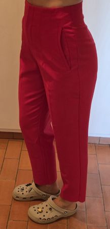 Zara Hose, rot, Grösse M