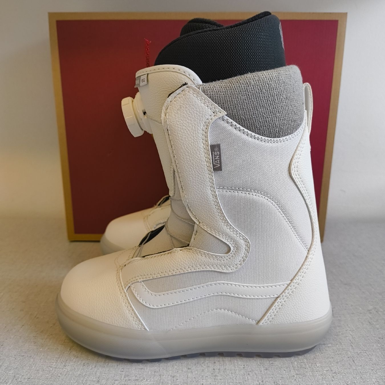 Vans Damenschuhe: Vans Encore OG Snowboard Boots - weiss, Grösse 37 – Neu und originalverpackt aus Uitikon Waldegg von PJLS1 2