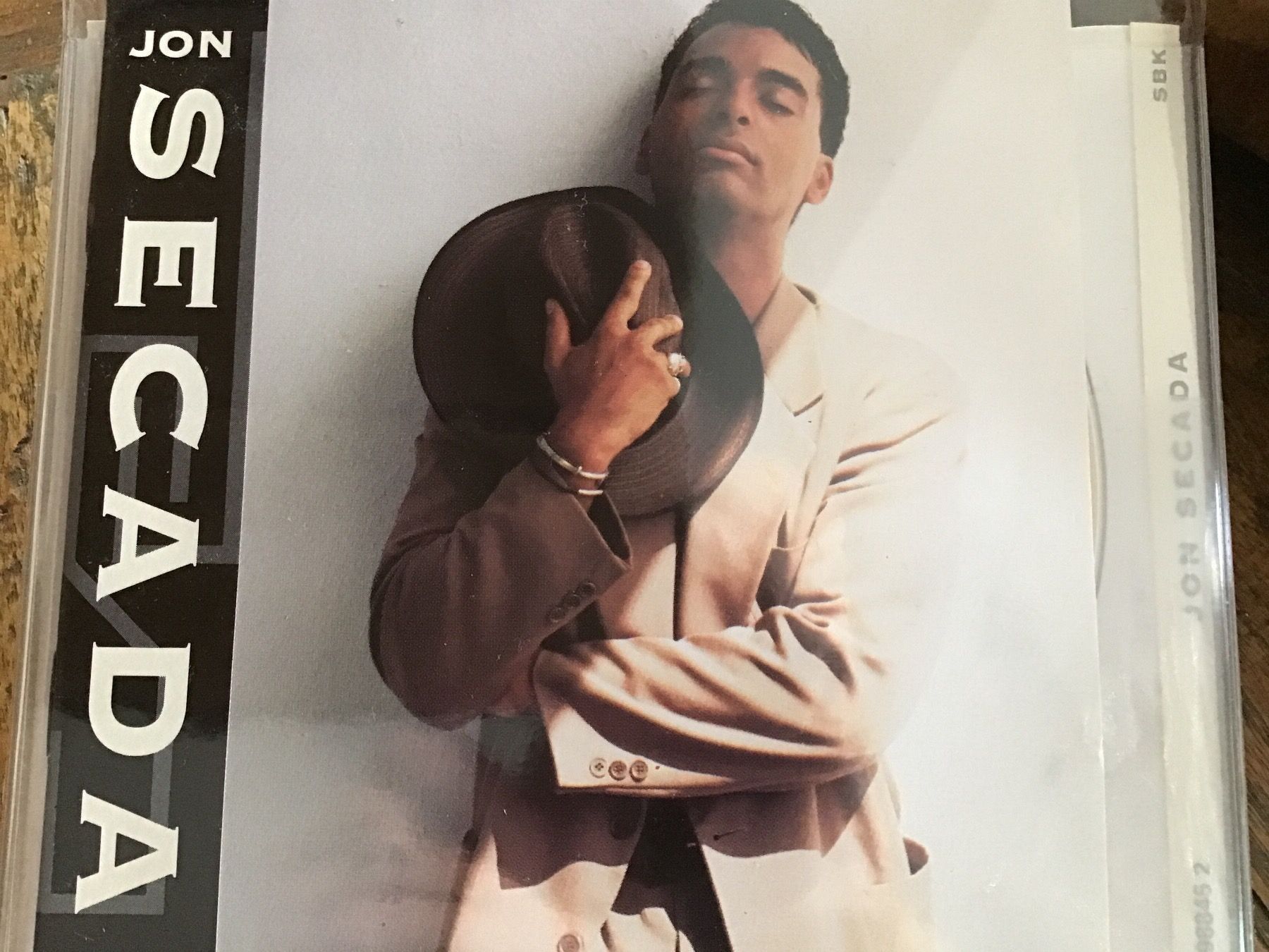 CD: Jon Secada – Usato da Thierachern venduto da sweden08