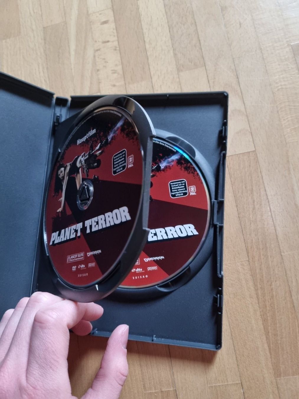 Tutti i DVDs: Planet Terror,DVD Action-Horror Coll.Ed – Usato da Winterthur venduto da Belzarek 3