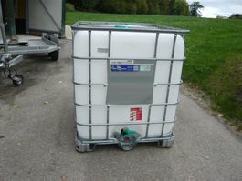 1 réservoir d'eau IBC 800 Ltr.