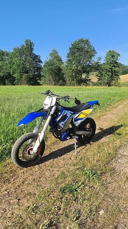 Strada: Supermoto Husaberg FE450 – Usato da Hofstatt venduto da NHTN95DA 2