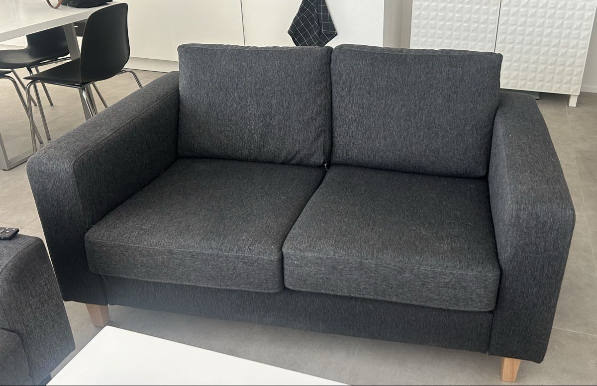 Sofas: À vendre canapé tissu gris – D'occasion à Crissier par C.cantatore