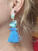 Orecchini pendenti blu con nappe e pietra, estate