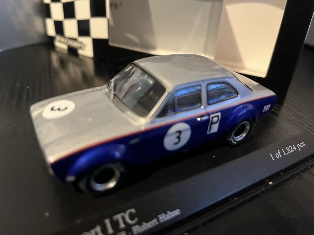Minichamps Modellini d'auto: Ford Escort ITC. 1:43 Minichamps – Nuovo e nell'imballaggio originale da Rümlang venduto da Papamoll4 1