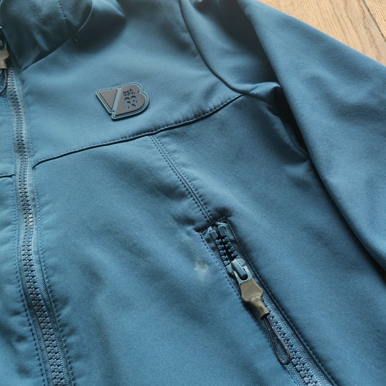 Vertbaudet Vestes & Manteaux: Softshelljacke, Gr. 110 Vertbaudet – D'occasion à Aesch ZH par TaniTomy 6