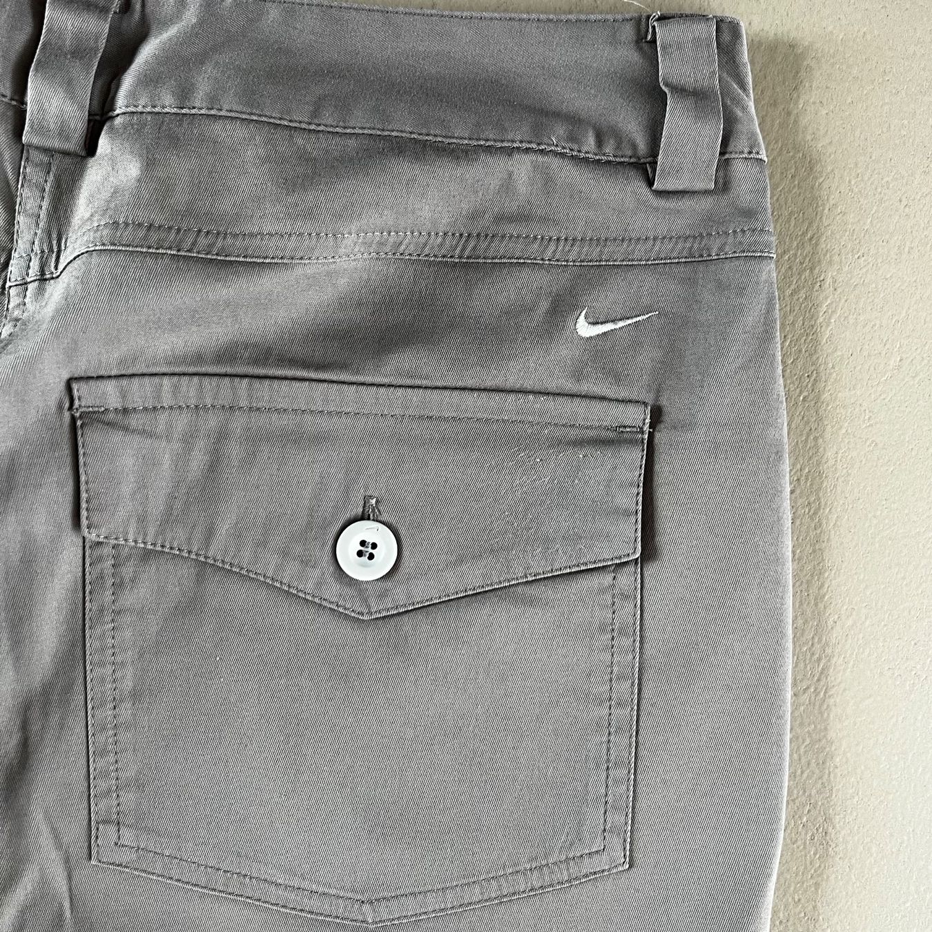 Nike Pantaloni: NIKE GOLF Hose – Usato da Zürich venduto da ClosetQueen 5