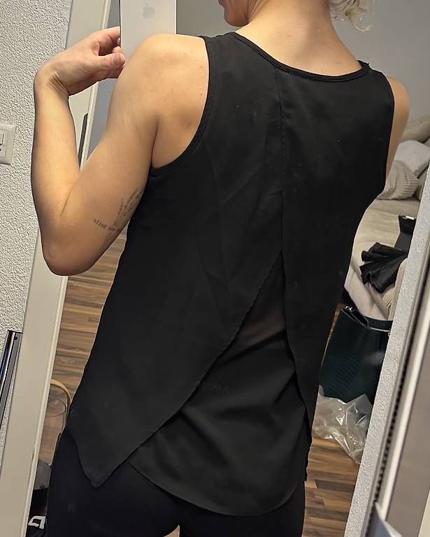 Blusen: Bluse black Grösse S – Gebraucht aus St. Gallen von mustang96 2