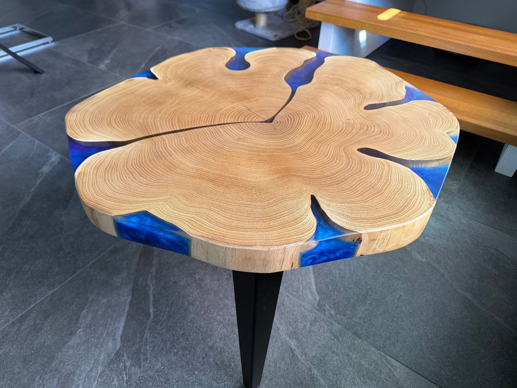 Tavoli: Couchtisch Epoxydharz – Nuovo e nell'imballaggio originale da amriswil venduto da danihgt 3