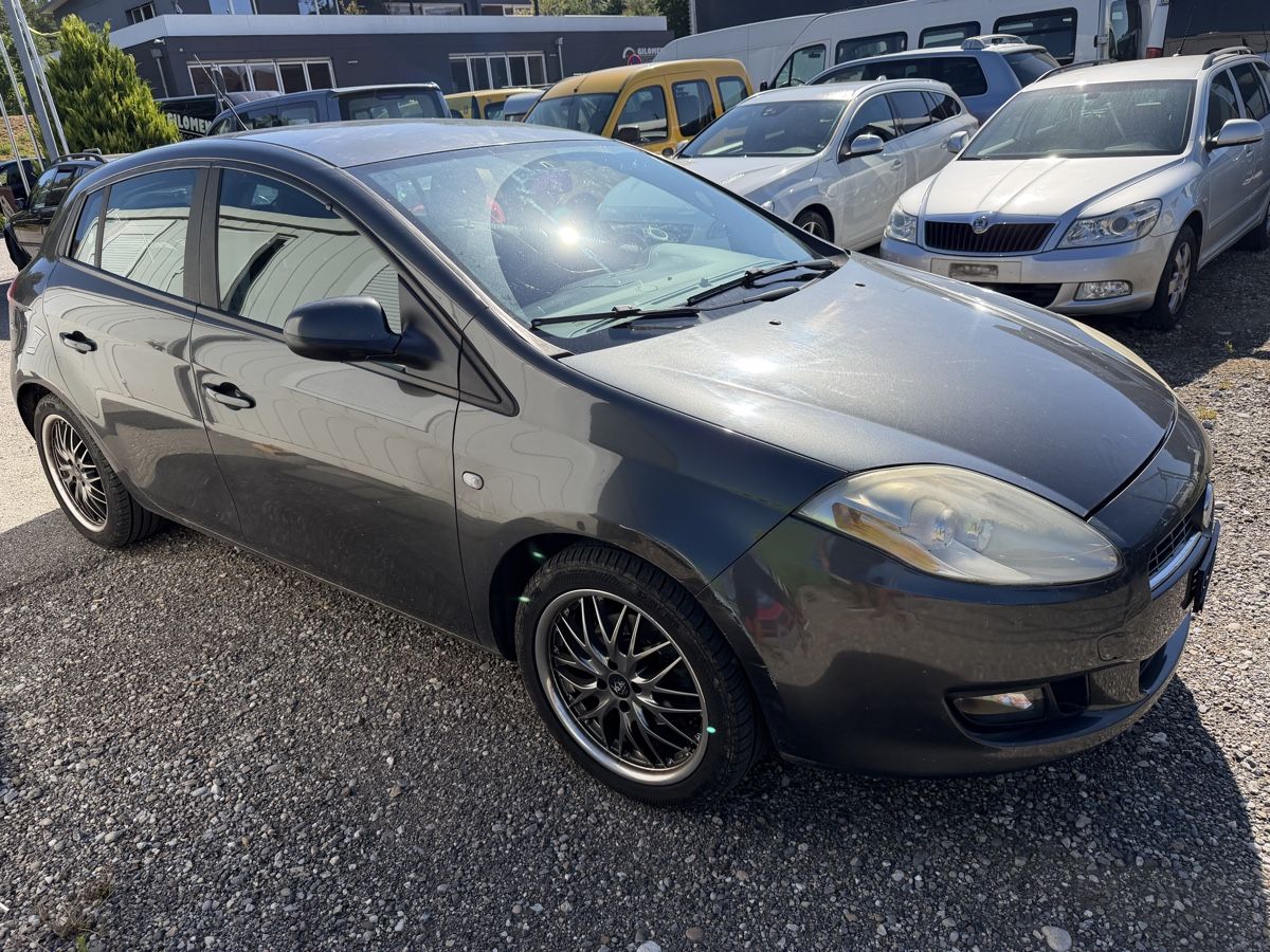 Fiat Autos: Fiat Bravo 1.9 JTD – D'occasion à Oberönz par Xyz90 1