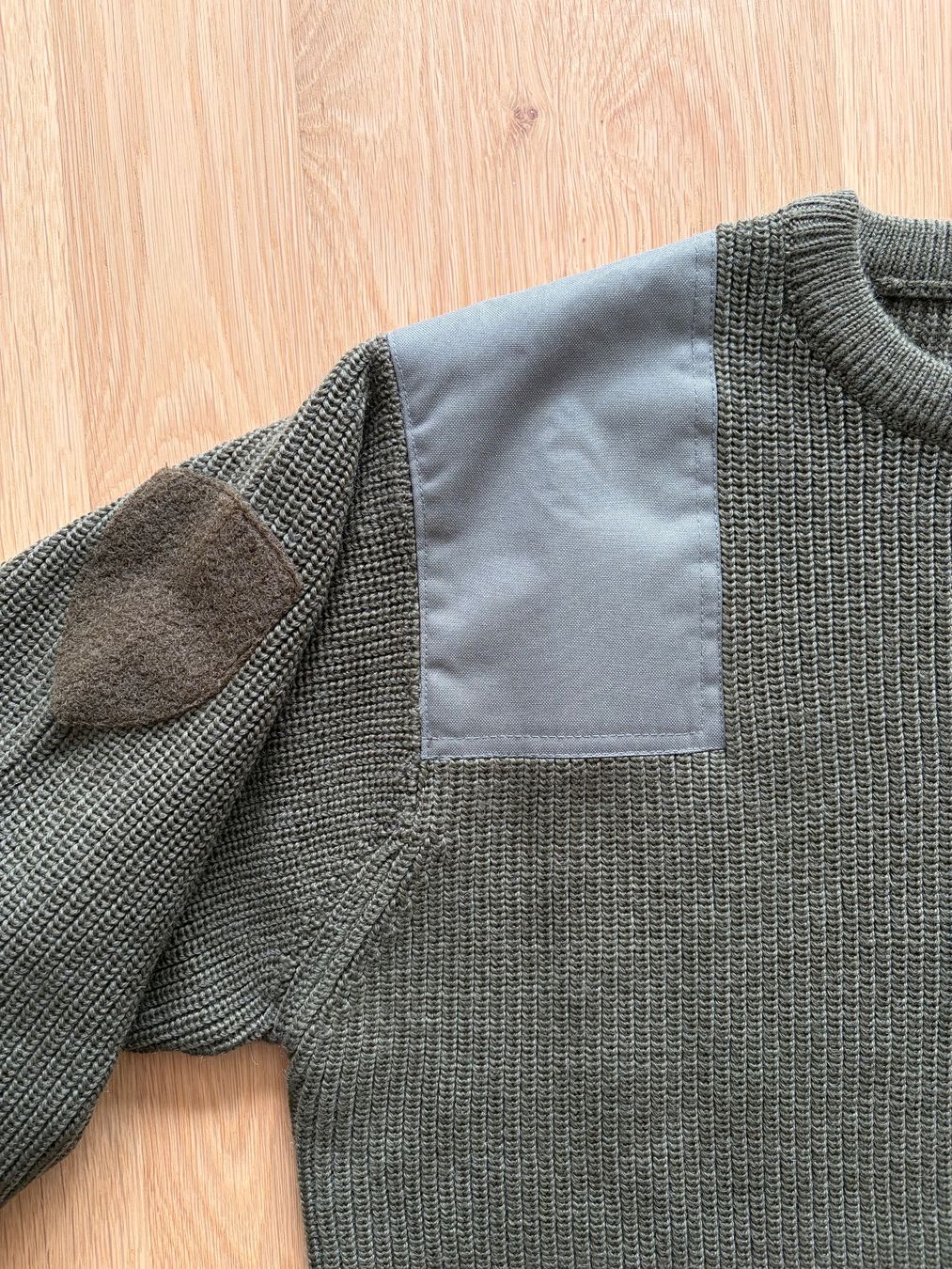 Armée suisse Uniformes: Instruktor Pullover Schweizer Armee L – Neuf (Voir description) à Glarus par HowlinWolf_ 2