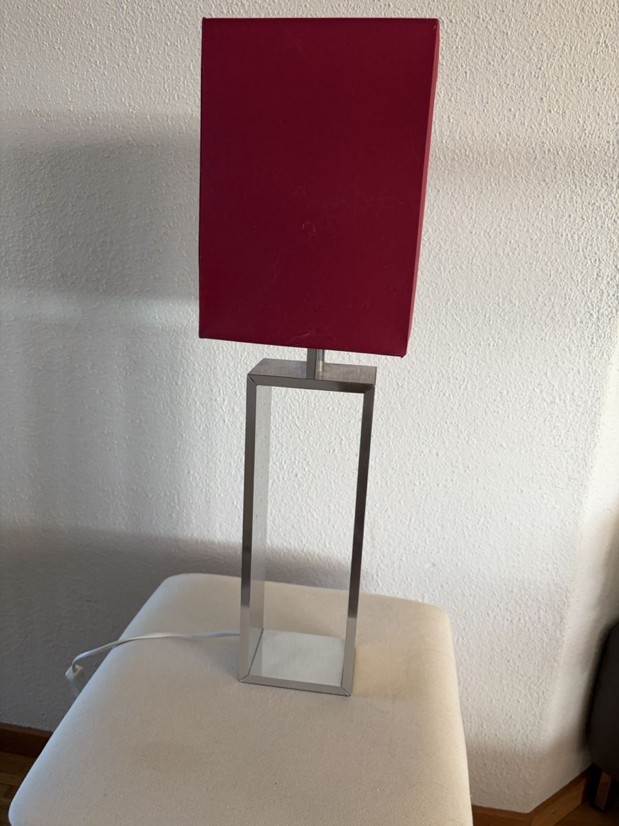 Ikea Lampade: Table lamp metal rectangular base red shade used – Usato da steinhausen venduto da blockfr