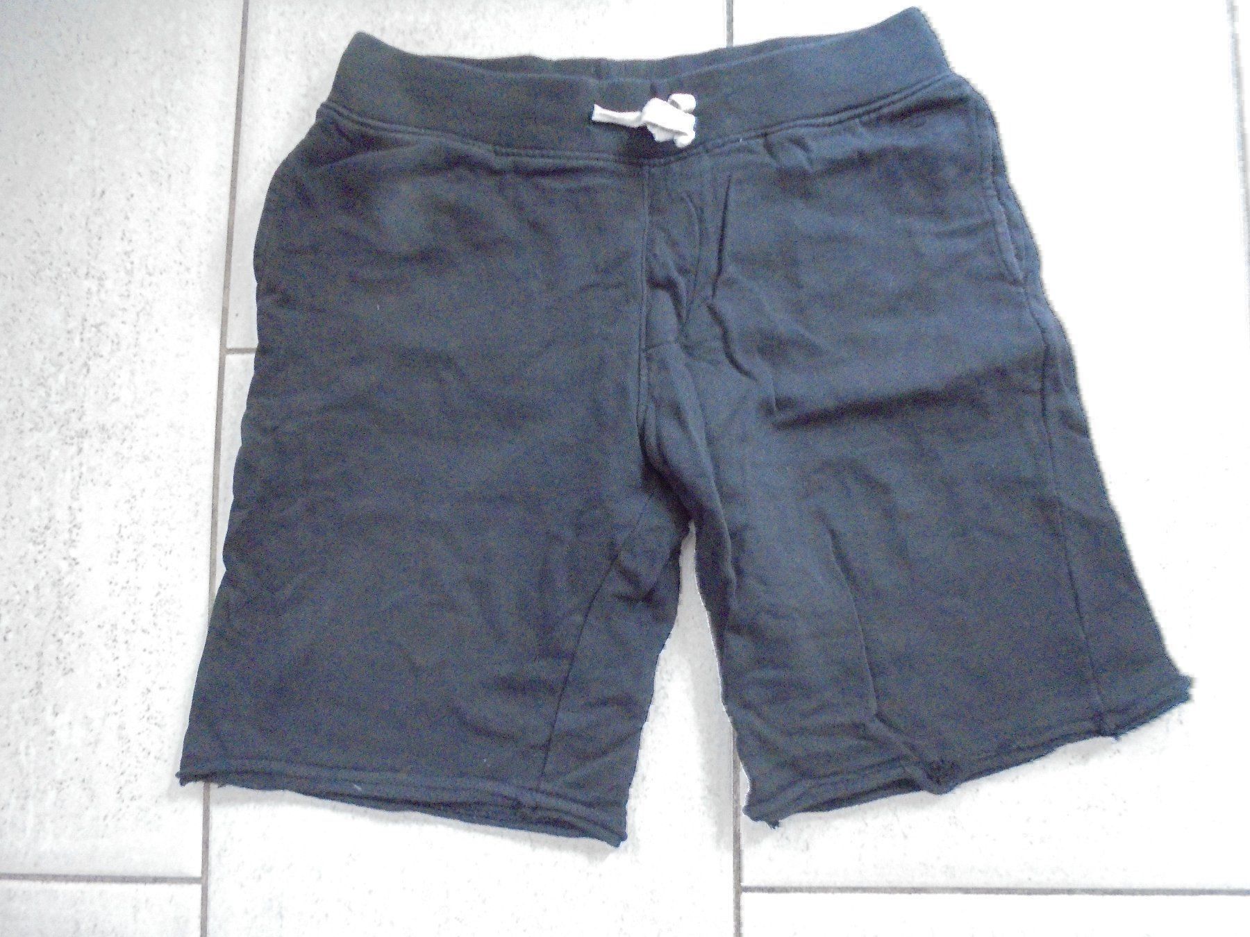 Tom Tailor Pantaloni: TOM TAILOR SHORTS GR.152 – Usato da Rotkreuz venduto da Samballi