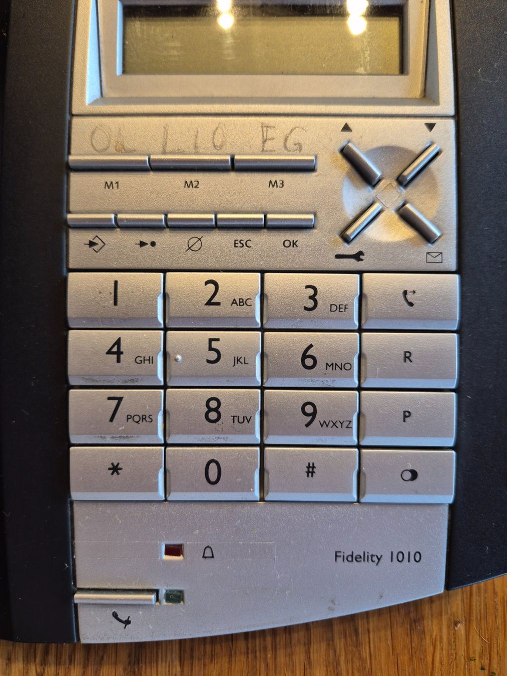Telefoni: Topcom Fidelity 1010 Tischtelefon, Fixanschluss – Usato da Winkel venduto da Heuresis 2
