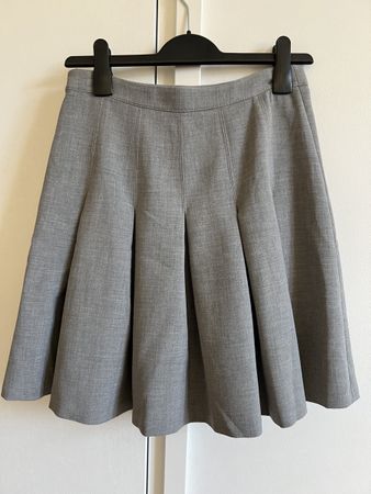 Grey pleated skirt by Diane von Furstenberg