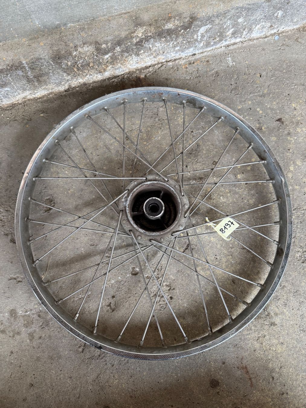Sachs Parti ricambio per ciclomotori: Mofa Speichen Vorderrad – Difettoso da Fahrni b. Thun venduto da berger_tuning34 1