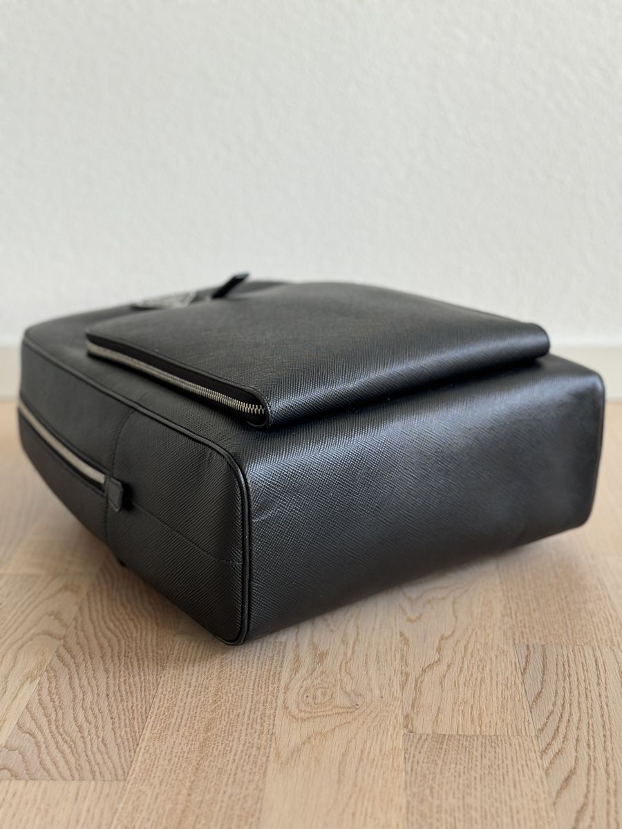 Prada Zaini: Prada Rucksack schwarz – Nuovo e nell'imballaggio originale da Zürich venduto da Le_Rocker 2