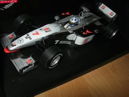 McLaren MP 4 -13 D. Couthard 1998 * Minichamps 1:18
