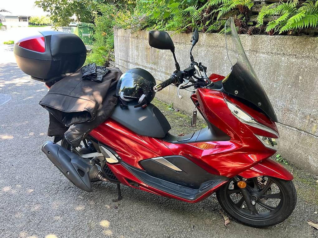 Scooters: Roller Honda PCX 125 – Gebraucht aus Menzingen von tor_9zrh 3