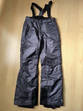 Selten getragene graue Skihose Grösse 146/152