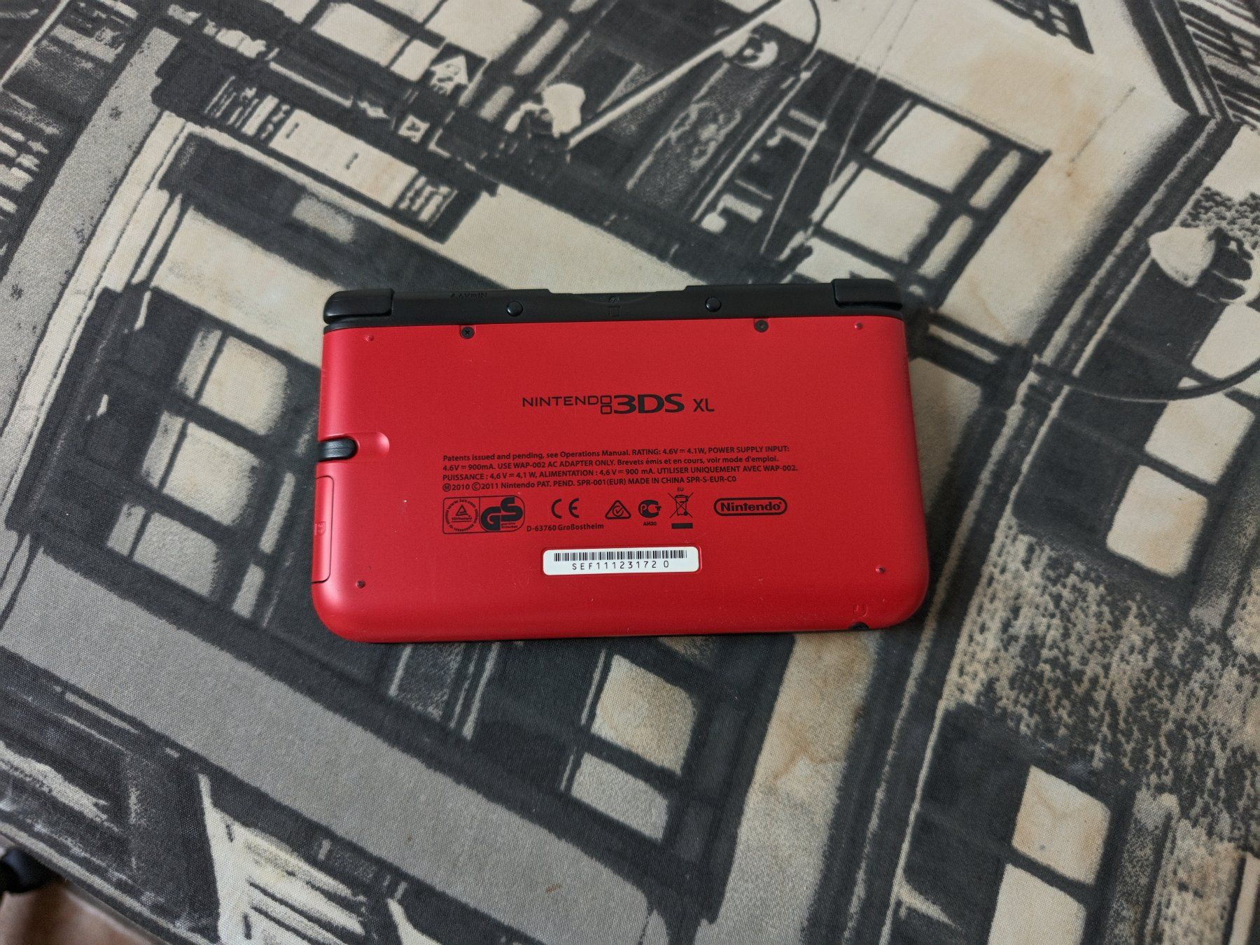 Nintendo Consoles: 3DS XL Rouge – D'occasion à Courroux par EmSeg 3