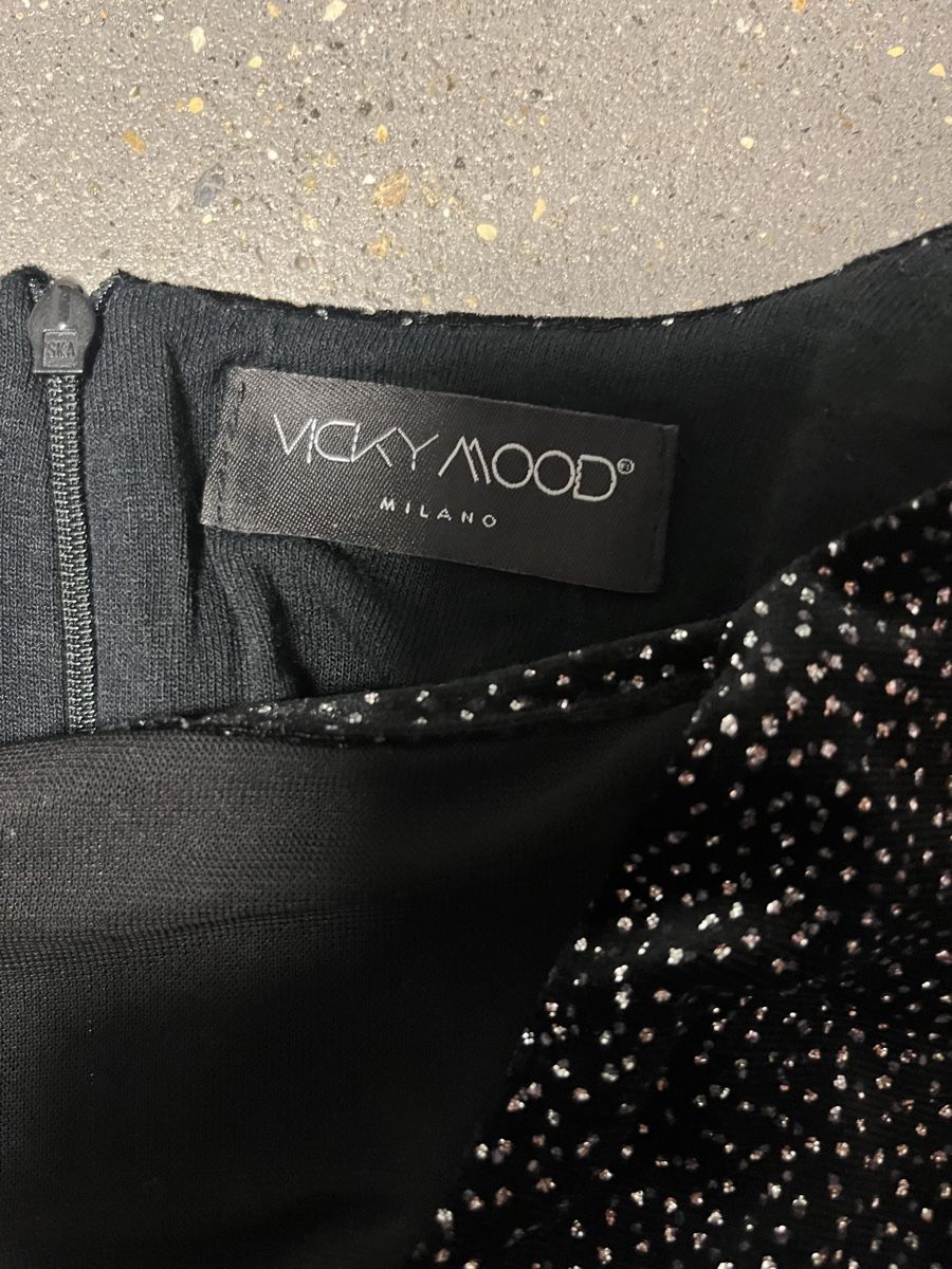 Vestiti: Glitzerkleid elegant – Usato da Möhlin venduto da eny_lsk7 3