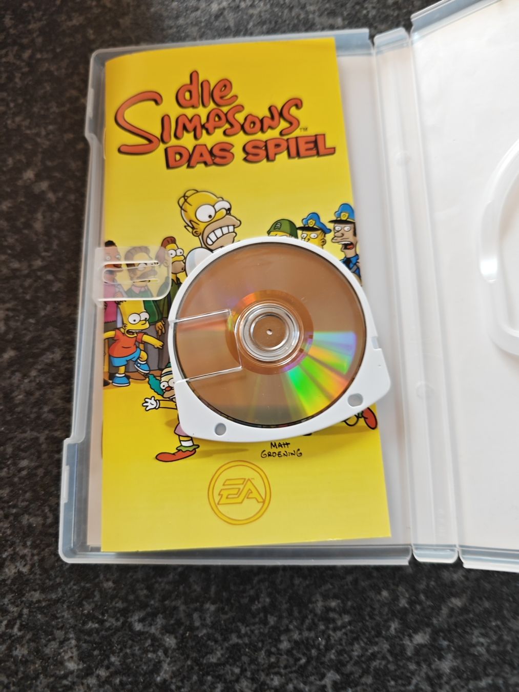 Jeux: Die Simpsons Das Spiel PSP Spiel – D'occasion à Attiswil par JP1291 3
