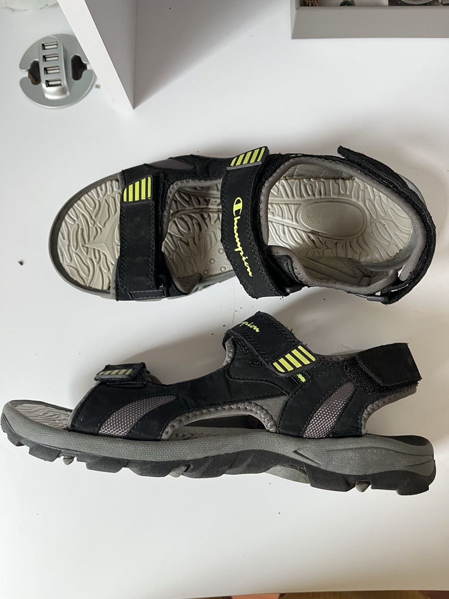 Herrenschuhe: Sandali Champion uomo neri taglia 43 – Gebraucht aus Balerna von lillisfashion 1