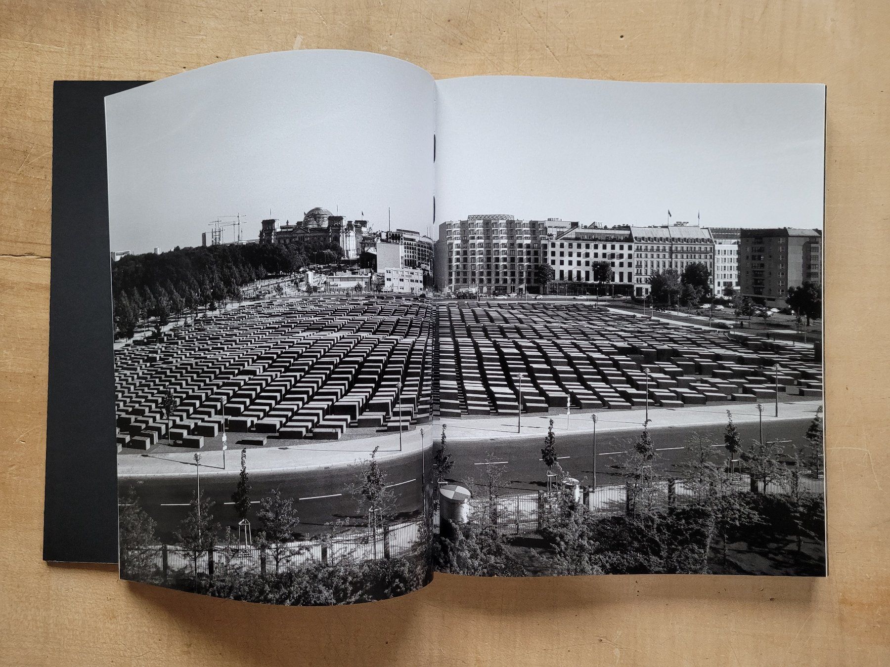 Libri: Holocaust Mahnmal Berlin. Eisenman Architects – Usato da Zürich venduto da Engiadinabassa 5