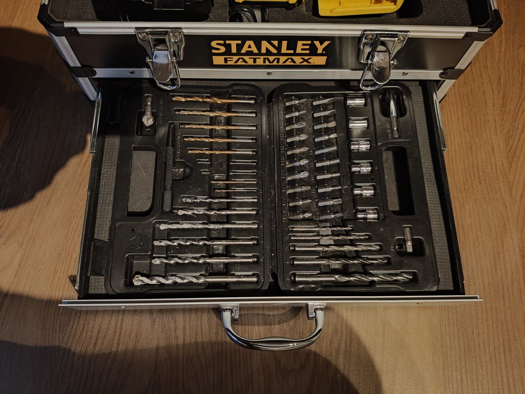Stanley Trapani: Stanley FatMax V20 Akku Schlagbohrschrauber – Difettoso da Kloten venduto da SaKe999 2
