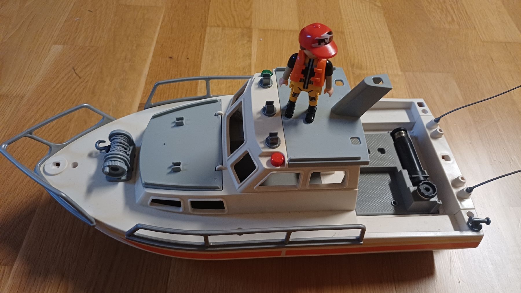 Playmobil Spielzeuge: playmobil Schiff Motorboot Feuerwehr – Gebraucht aus Degersheim von Alphi