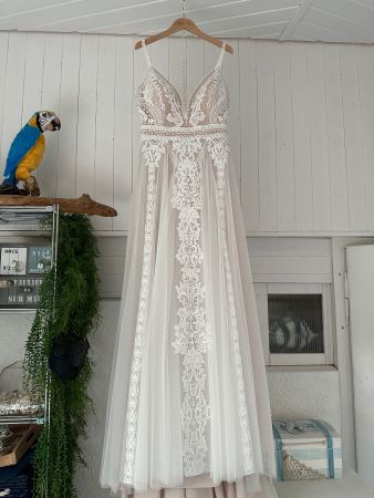 Brautkleid mit Spitze Boho Stil Grösse M guter Zustand