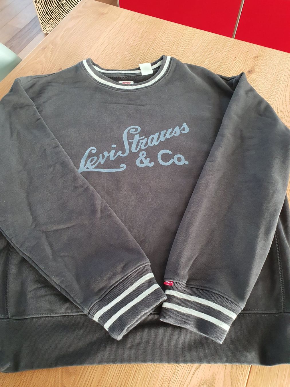 Pullover & Sweatshirts: Levis Sweatshirt – Neu (gemäss Beschreibung) aus Kreuzlingen von Vrene01 1