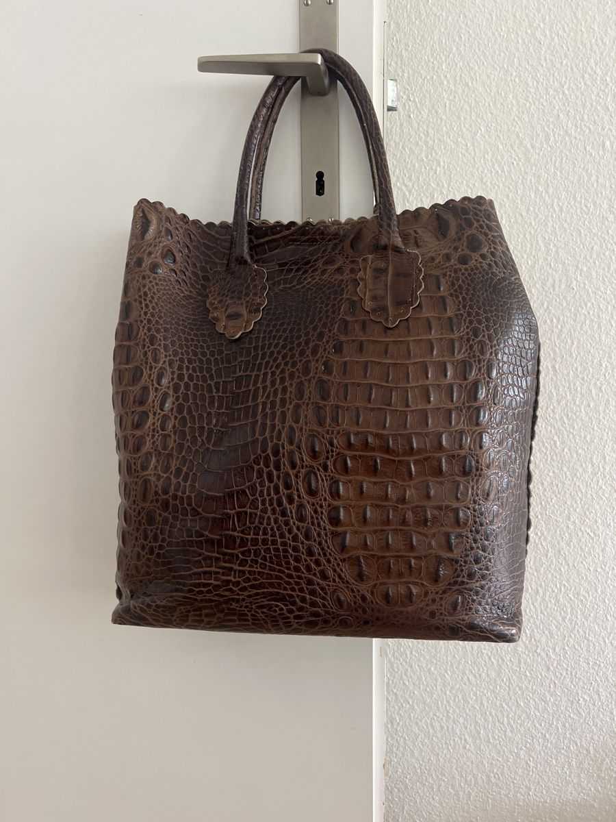 Furla Borse da donna: Furla Brown Croc Embossed Leather Tote – Usato da Zürich venduto da ralph__ 5