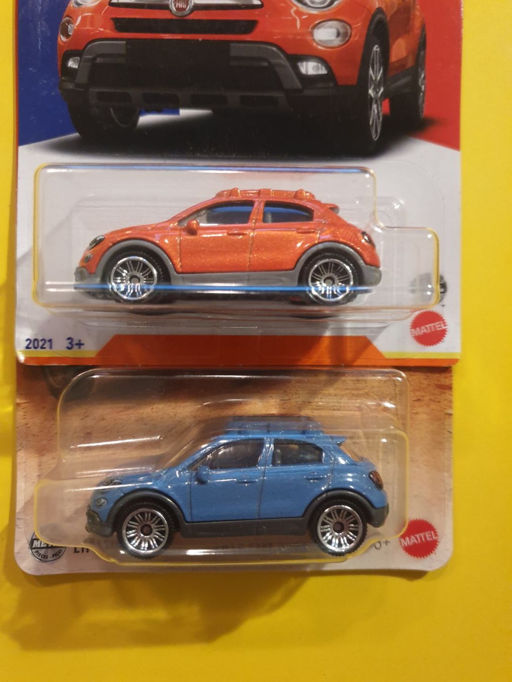 Matchbox Modellini d'auto: 2 x Matchbox 2016 FIAT 500X – Nuovo e nell'imballaggio originale da Oftringen venduto da Rotor 2