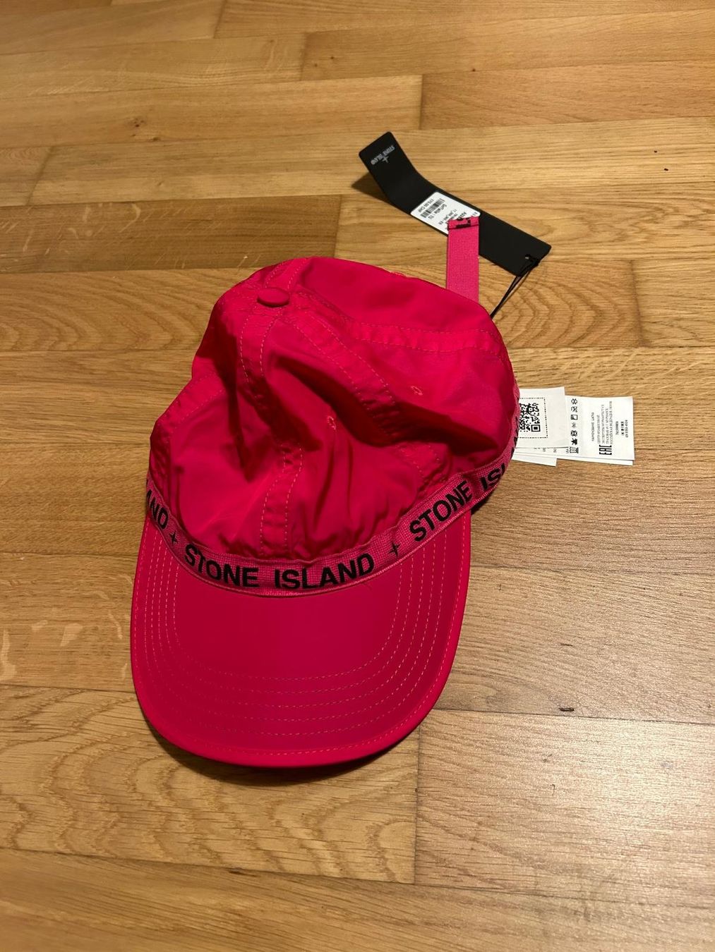 Stone Island Copricapi, berretti & cappellini: Stone Island cap – Nuovo e nell'imballaggio originale da Zürich venduto da gds90