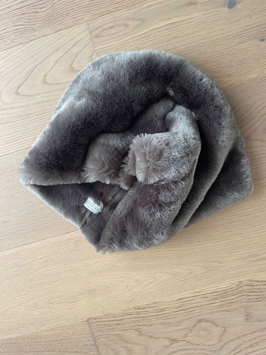 Foulard & Sciarpe: Schal aus Kunstfell – Usato da Richterswil venduto da KAYLEIGH_77 1