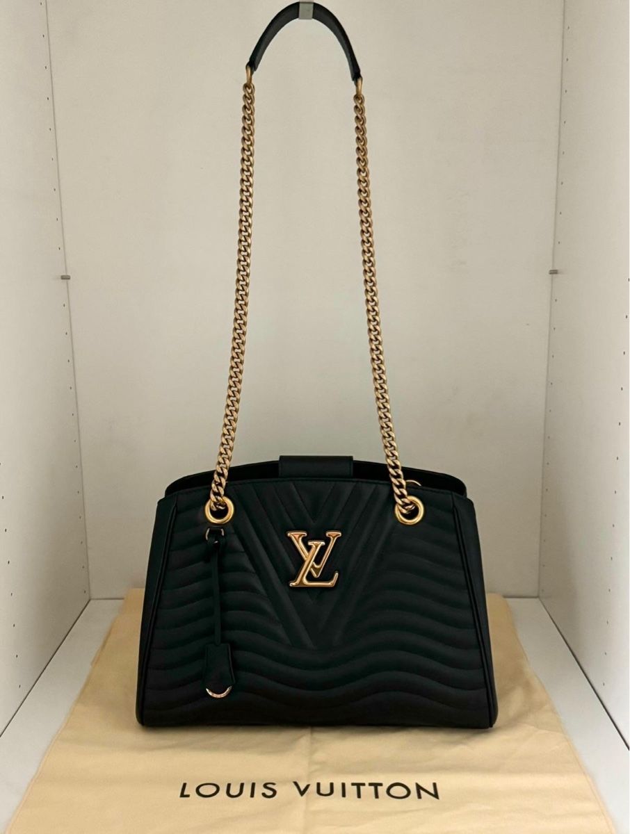 Louis Vuitton Borse da donna: Louis Vuitton New Wave Chain Tote Original – Nuovo (secondo la descrizione) da Bern venduto da Big_Go 2