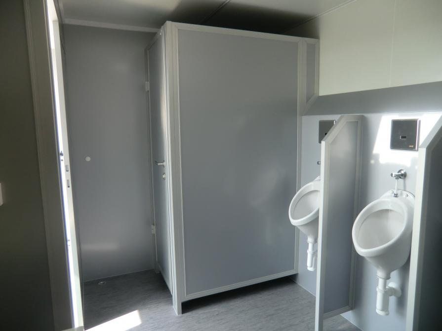 Humbaur Rimorchi: WC Wagen mit Zubehör – Usato da Bözen venduto da Viloujack 3